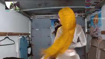 She started to twerk when she was asked to freestyle 