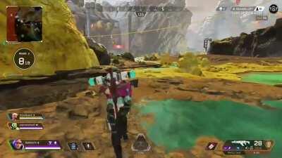 The best part of Third Person Mode? Watching Wattson run around clutching her gun to her chest