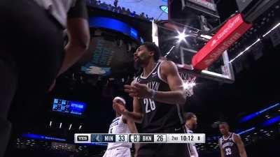 [Highlight] In rare show of emotion, Jaden McDaniels relishes in Dinwiddie's frustration.