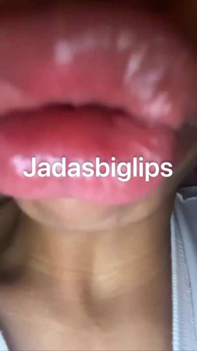 Hit up jadasbiglips on ig for customs 