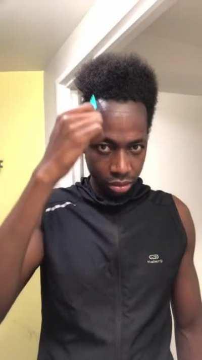 Показалось что блох собрался вычесывать