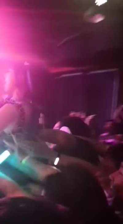 什么地下樱花妹