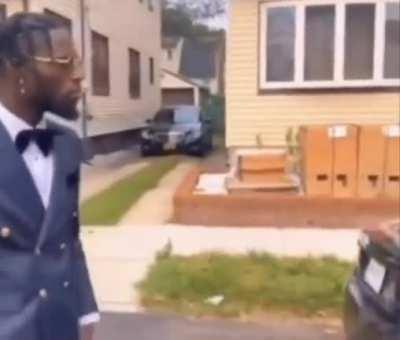 POV: you are watching 2 Itsuki enthusiasts bump into each other