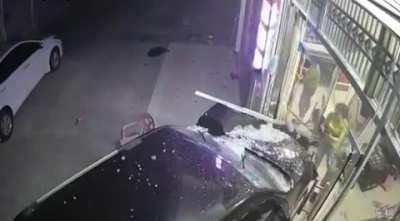 Glass must feel painful.