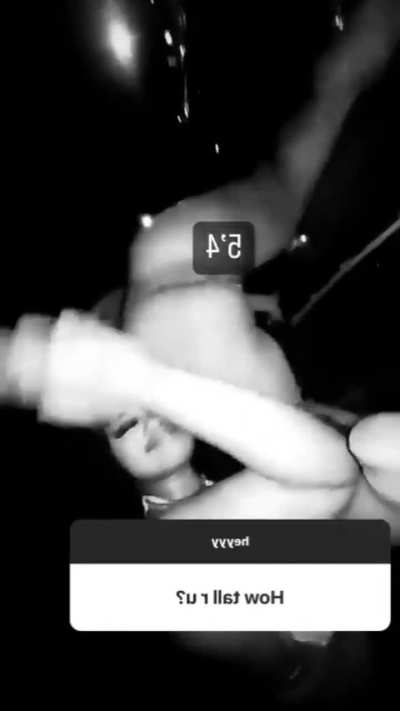 Taylor Clappin Bestie Cheeks🥴💦