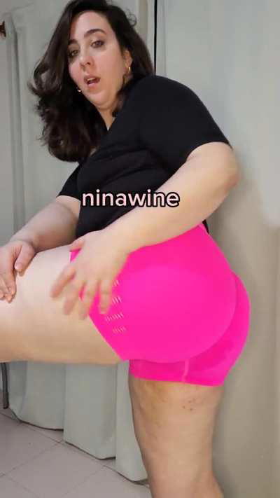 Nina Wine's longest fart