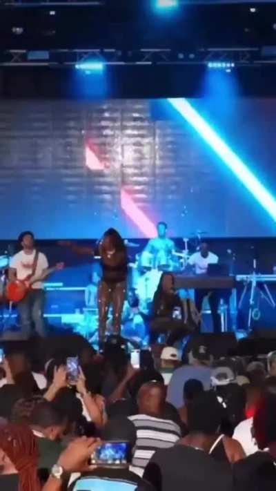 fete @pushsoca with @patriceroberts1 and @itsimaniray