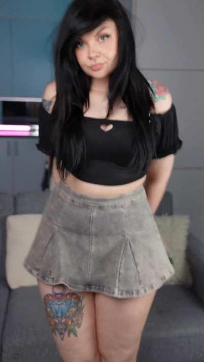 (timer) - Stepping Into The Weekend Like 💛