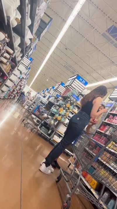 Cutie had to sneak a look in