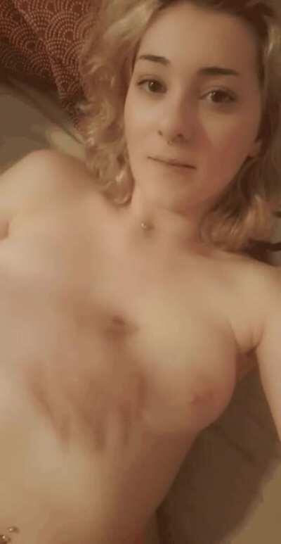 (F) Back when I had blonde hair ❤