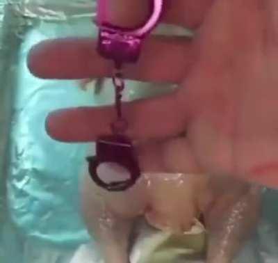 *pant unzipping sounds*