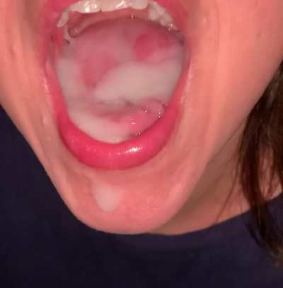 My husband’s massive thick loads 😍💦🤤