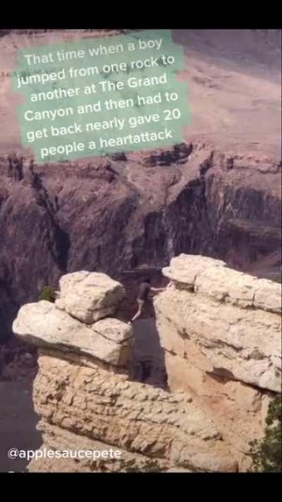 Fearless guy jumps the gap at the Grand Canyon (Do Not Attempt)