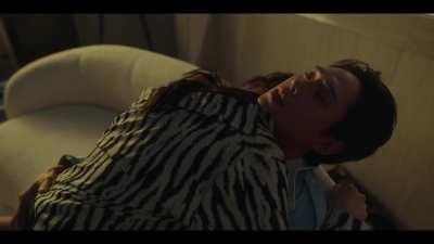 Lim Ji Yeon sex scene in The Glory Ep2