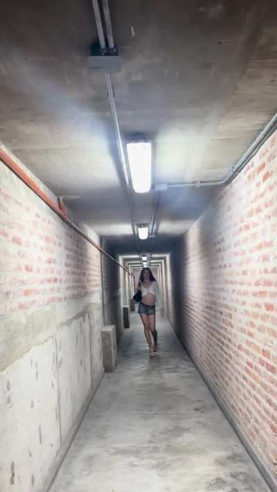 19 [F] catwalking having fun… next stop fashion week
