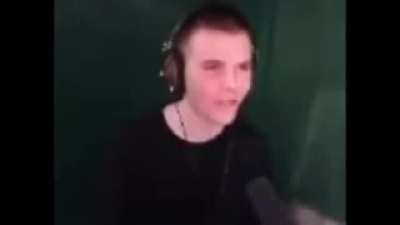 Onision talks about that Harley Quinn Dog video to his fans on his live stream (Sorry, I had to marked it as 