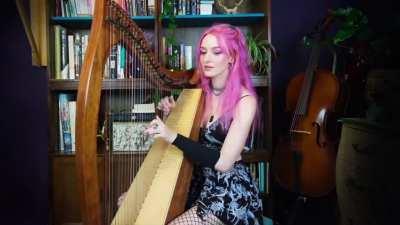 I learned my favorite Elder Scrolls song on the harp!