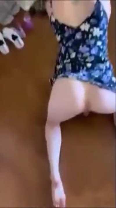 Screaming white girlfriend