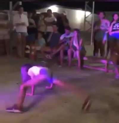 Parece um palito kkkk