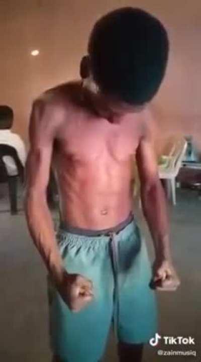 Flexing too hard while holding smoke in lungs