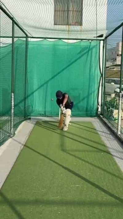 I bowled this leg break to my friend. How is it ?