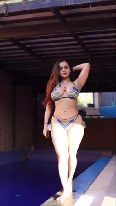 Prajakta Dusane Sexy in Bikini 👙👙