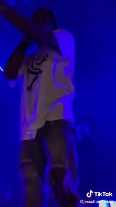 Travis performing escape plan at don T show