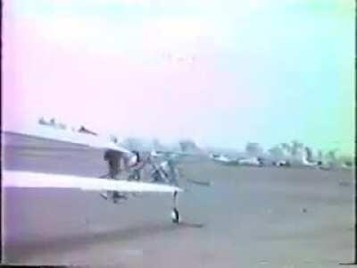 Idiot flies a helicopter 