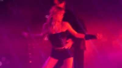 Lisa hot dance from concert ft Dony