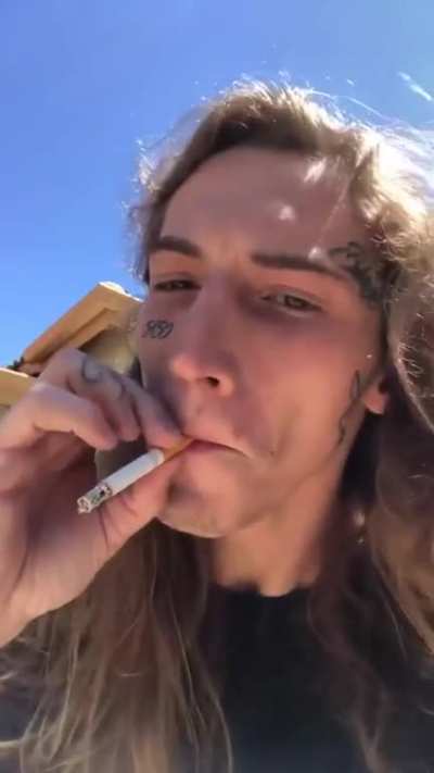 I bet you anything that this guy is a roofer.