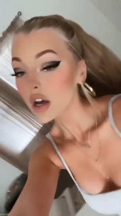 Another day another tease 🔥🤤