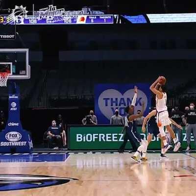 Books game winner in Spanish