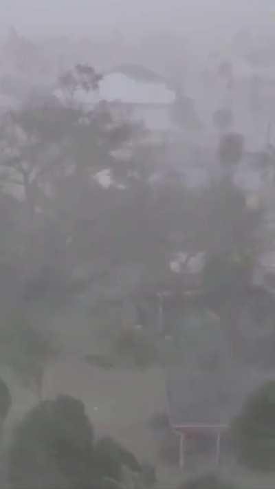 Probably the worst footage yet of Hurricane Ian