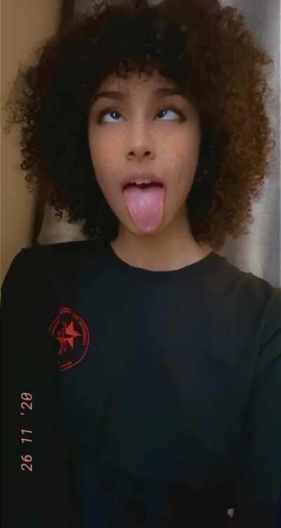 I hope you like your ahegaos drooly?