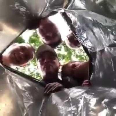 HUELE A HIJUEPUTA HIJUEPUTA HIJUEPUTA HIJUEPUTA