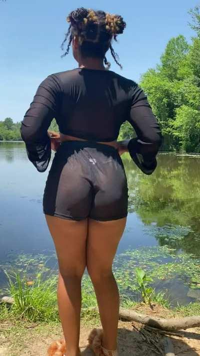 do you want to come to the lake with me?