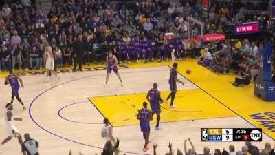 [Highlight] Steph with the Kobe fadeaway against Lonnie Walker