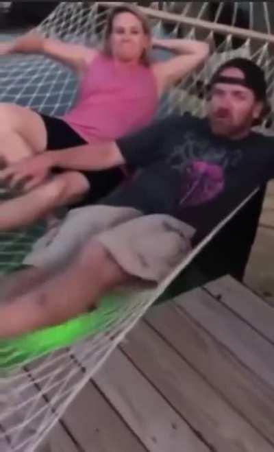 2 people try a 1 person hammock