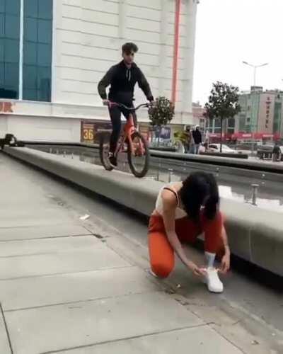 como não impressionar uma garota