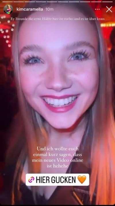 Vom Moulin Rouge Musical Event in Köln am 06.11.22 aus den Instagram Storys von Kim …. Die Trulla selber hat sich heute noch gar nicht gemeldet, kam mal wieder auch kein Sonntagsvideo
