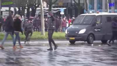 Chadposting - Video #1017