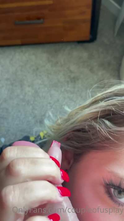 Amateur wife swallows POV