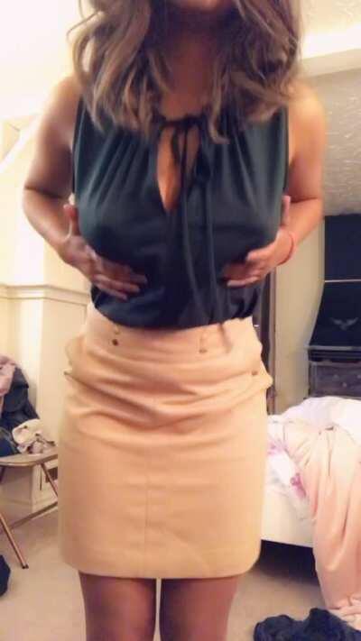 Let me hide under your office desk 😏 (F)