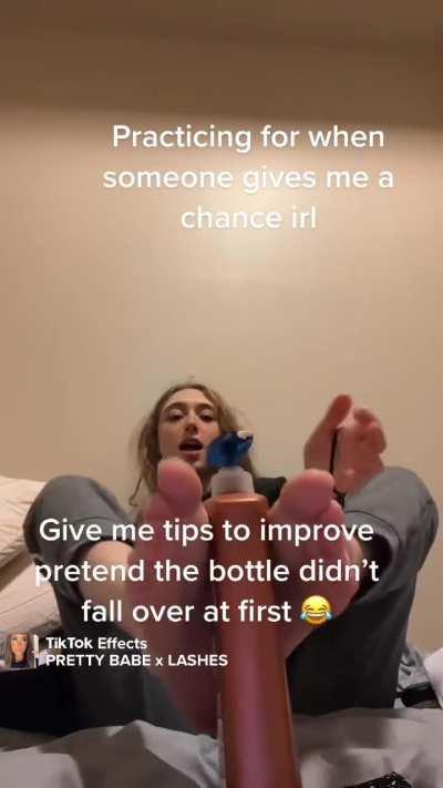 Footjob pt 1 give her tips !!