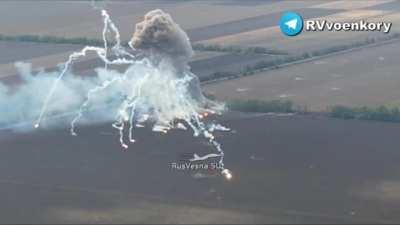 Ru pov: The 11th Airborne Brigade of the Russian Forces destroys enemy vehicles in the Kherson region