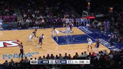 [Highlight] Harden turns it over but then yoinks it right back and throws the lob for Kevin Durant