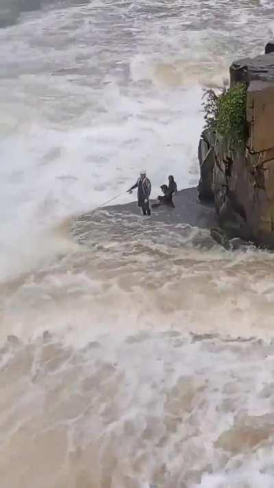 Perfect fishing spot in the middle of a rapid