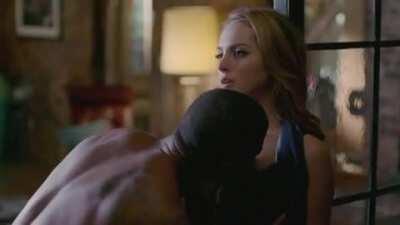 Elizabeth Gillies in Dynasty [S1E2]