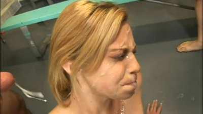 Nikki Flame can't wail until her bukkake is over