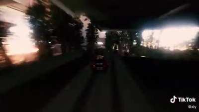 Não é um TAS, mas pelo menos é muito gostoso de assistir